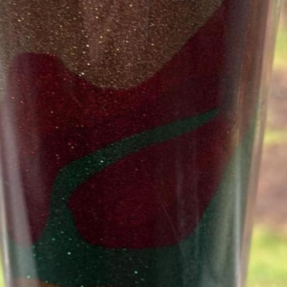 2018 Starbucks Holiday  collection Sand flow glitter 24 oz. Tumbler- like new - Picture 5 of 5